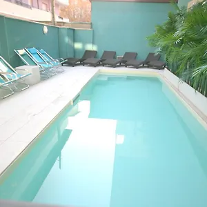 Paradise Apartmanhotel