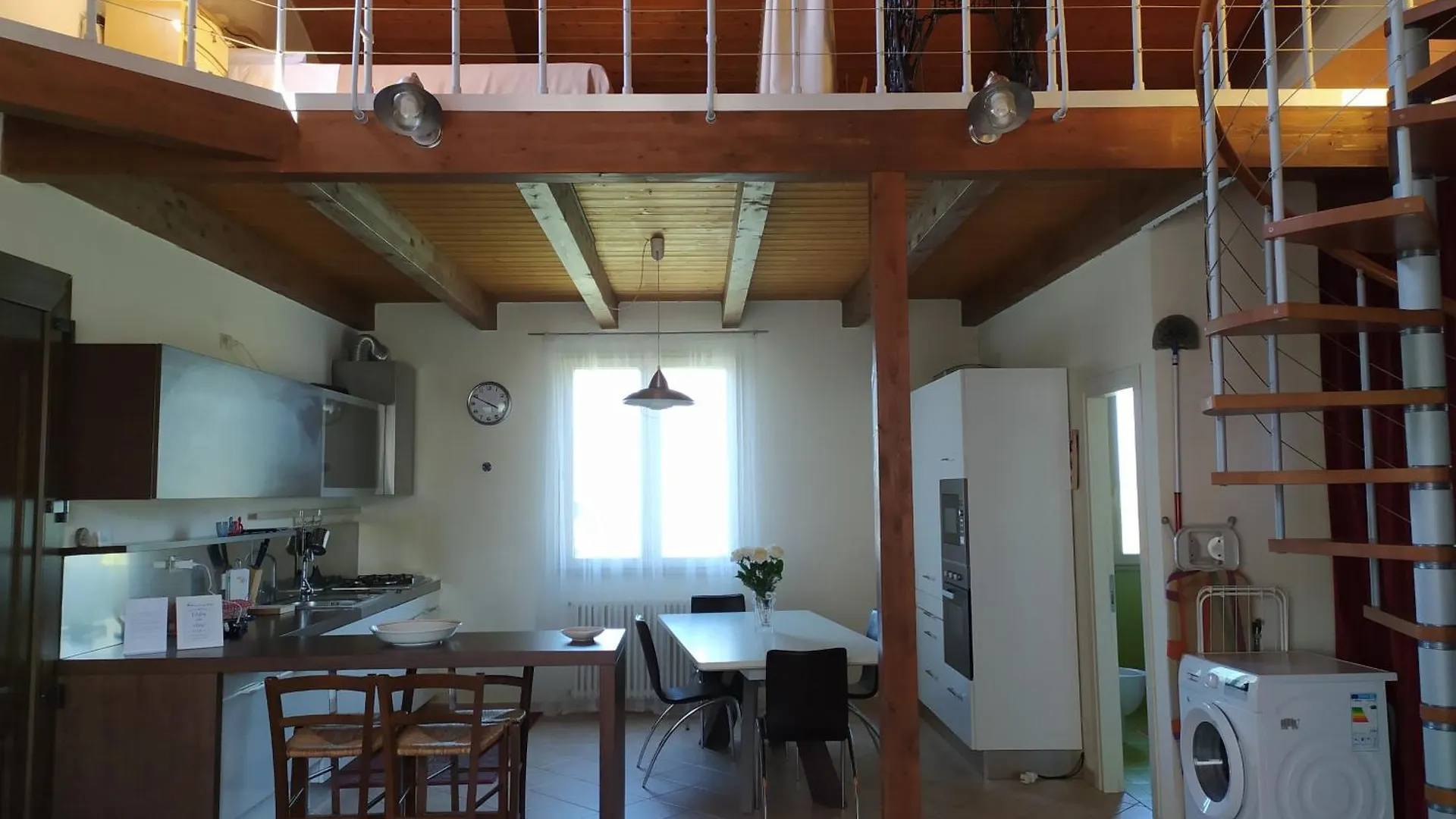 A Casa Di Lucy Apartment Rimini